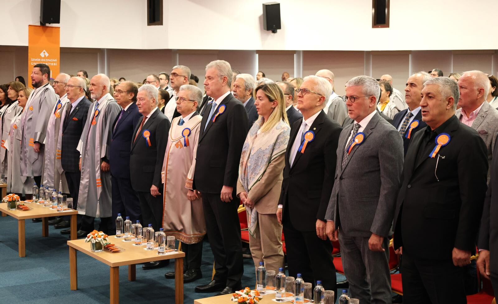 Ege Bölgesi’nin Ilk Vakıf Üniversitesi Olarak 14 Nisan 2001 Tarihinde Eğitim Yolculuğuna Başlayan İzmir Ekonomi Üniversitesi (İeü), 25’Inci Yaşını Büyük Coşku Ve Heyecanla Kutladı.