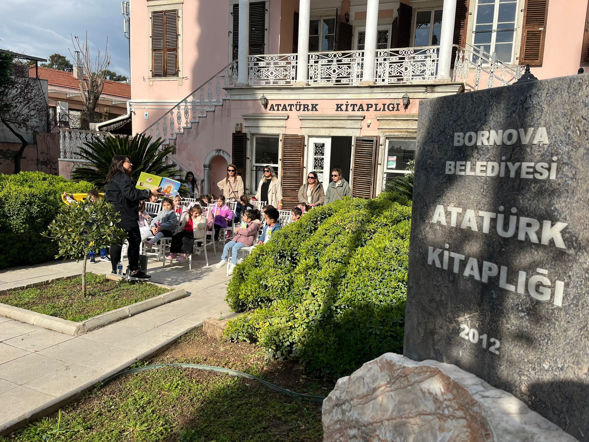 Kreş Çocukları Kütüphane (3)