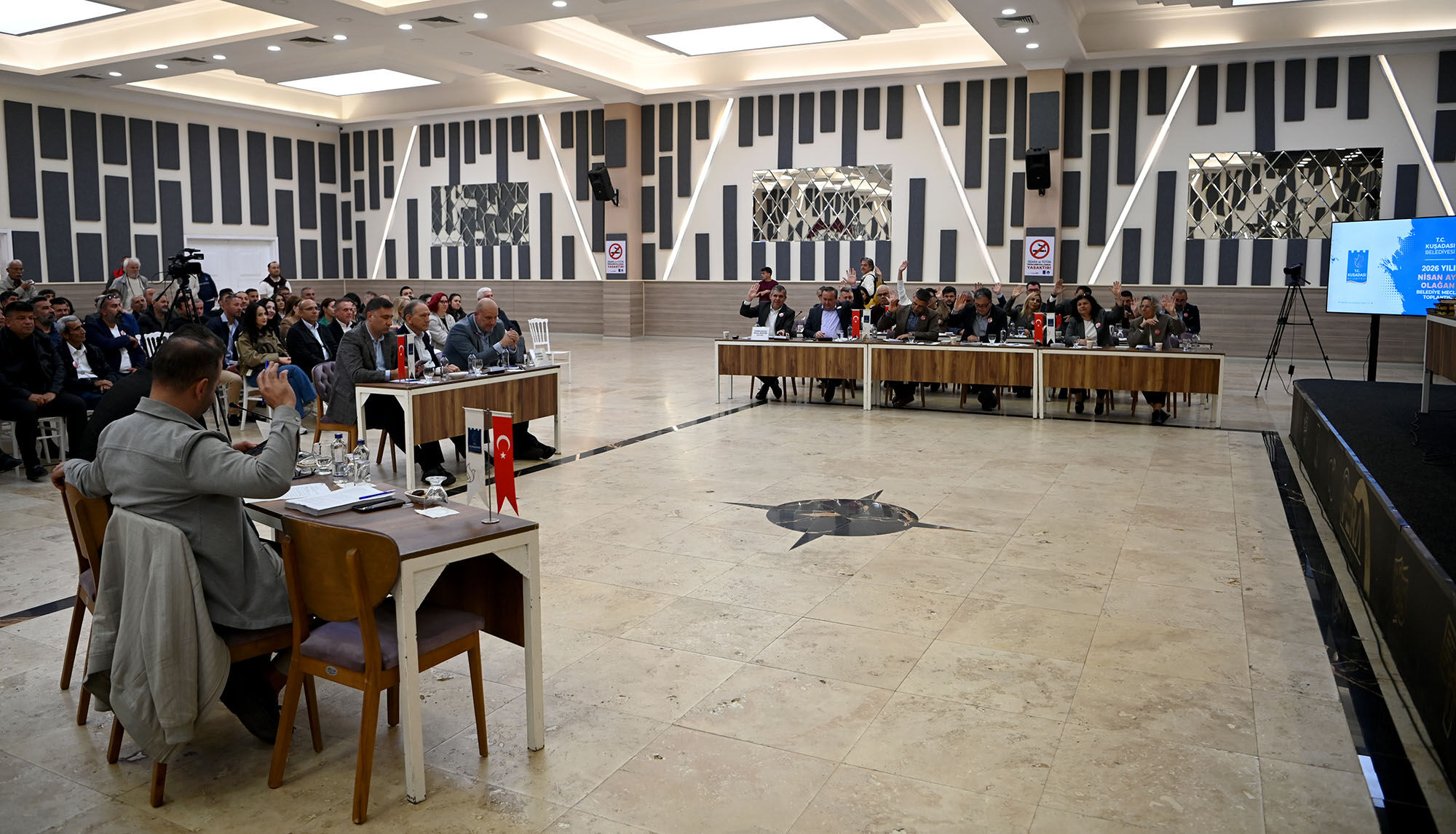 Nisan Meclisi 2 (1)