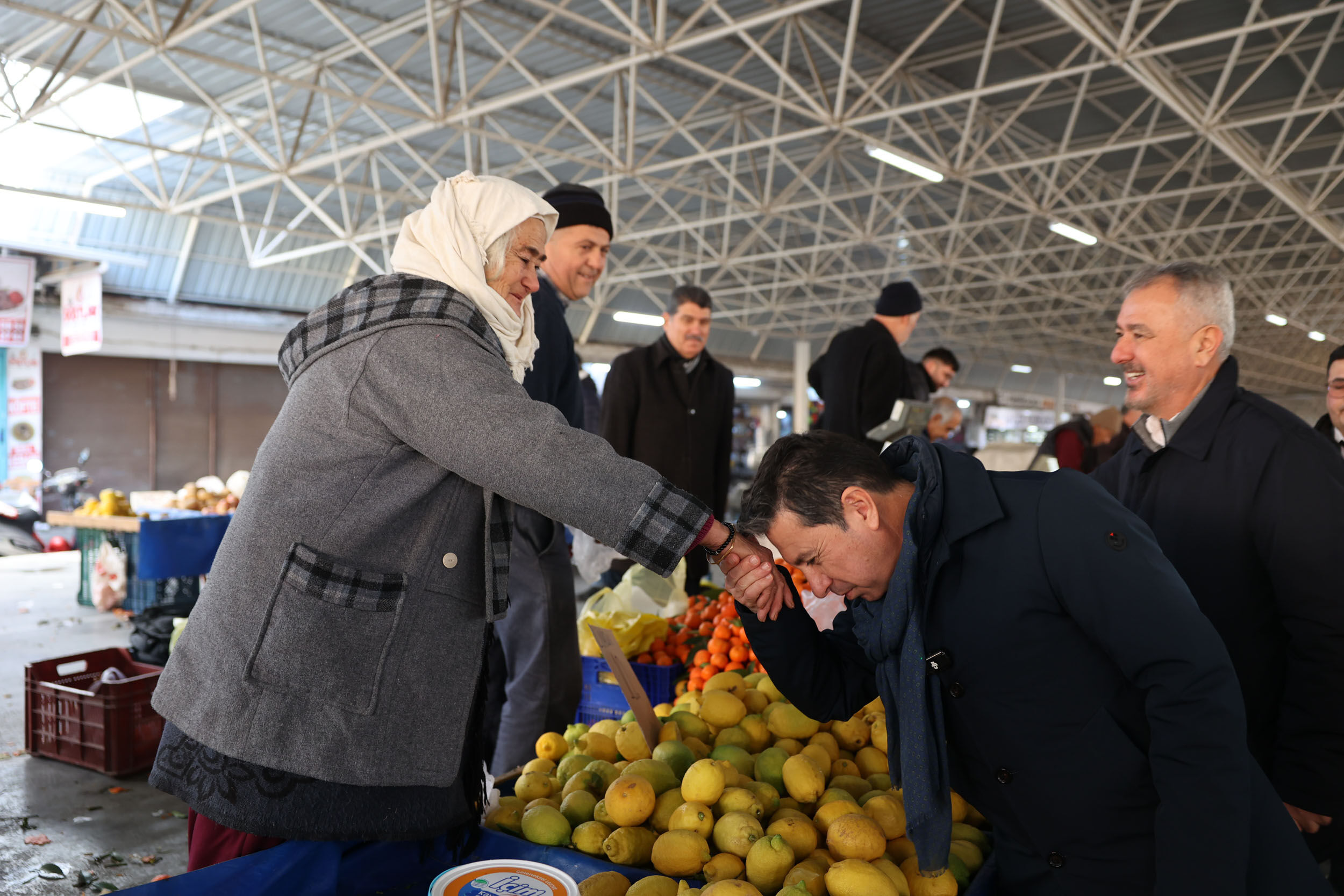 Başkan Aras’tan Anneler Günü Mesajı (3)