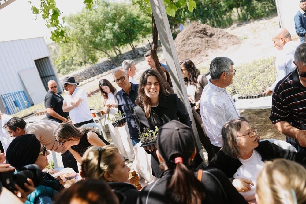 Çeşme Belediyesinden Yerel Üretime Destek 80 Bin Fide Üretimiyle Rekorphoto 2026 05 07 15 18 05 2