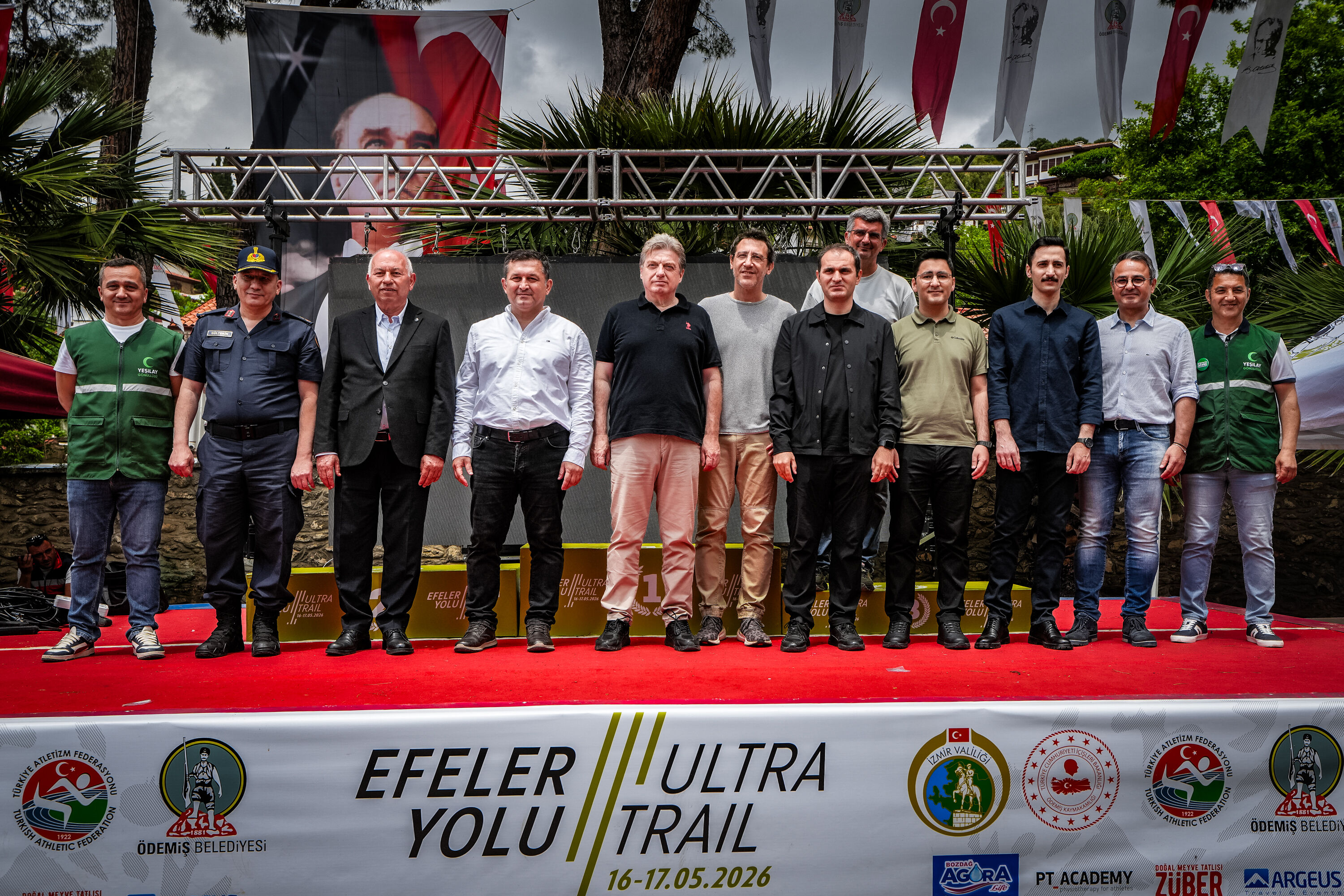 Efeler Yolu Ultra Trail’de Madalyalar Verildi (7)