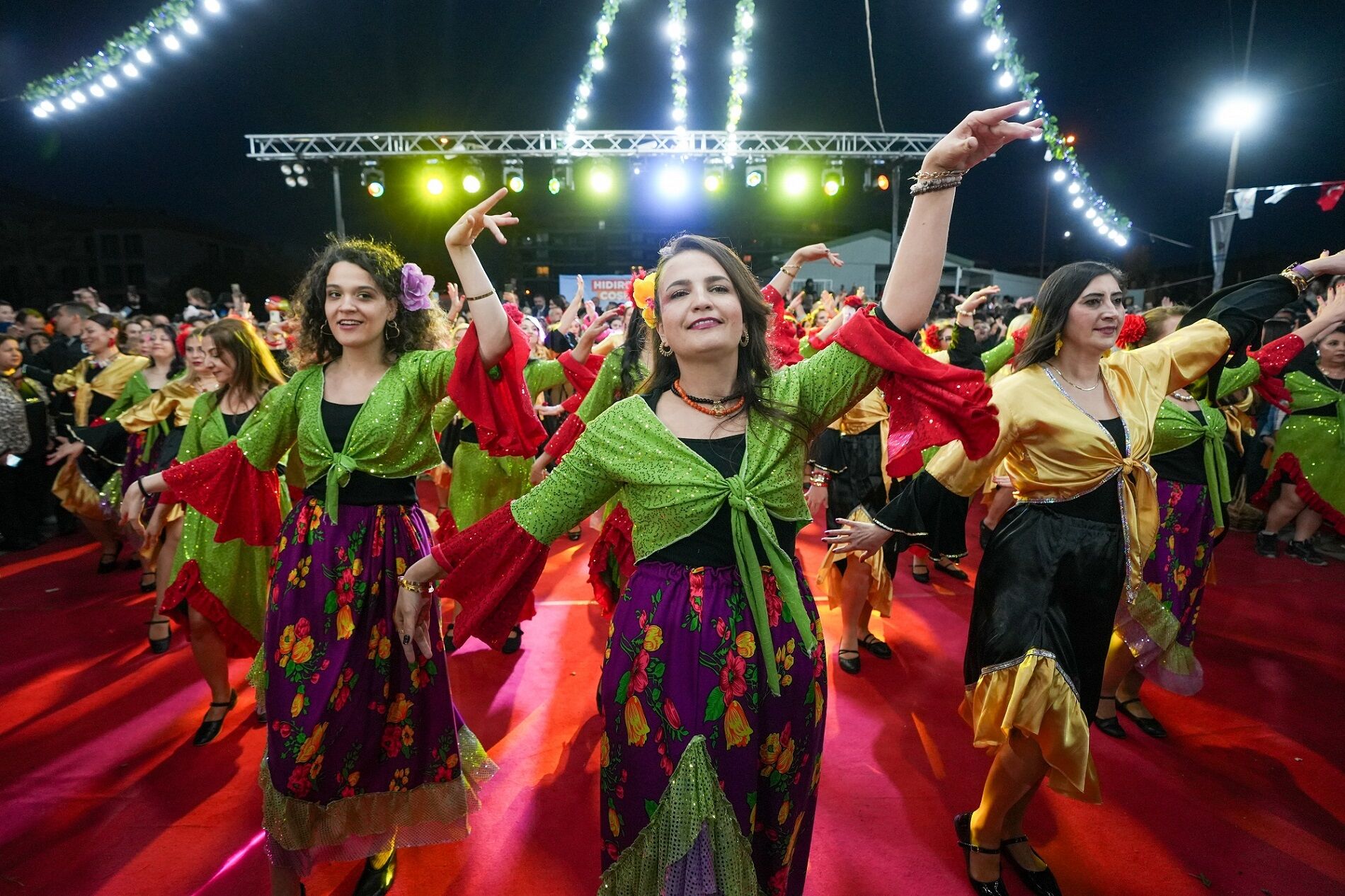 Gaziemir’de Hıdırellez Büyük Bir Coşkuyla Kutlandı (1)