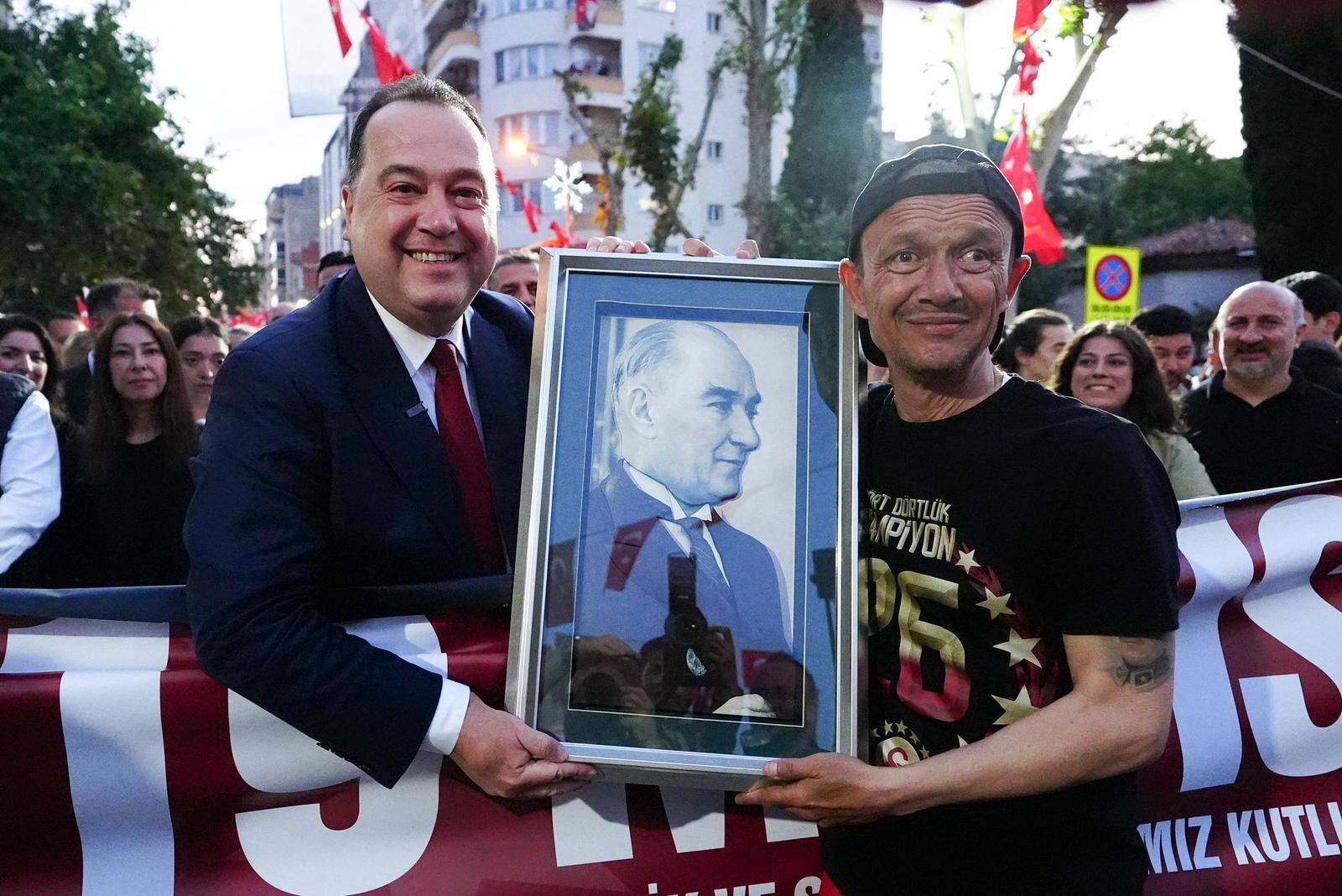 Manisa’da 19 Mayıs Coşkusu Zirveye Ulaştı (3)