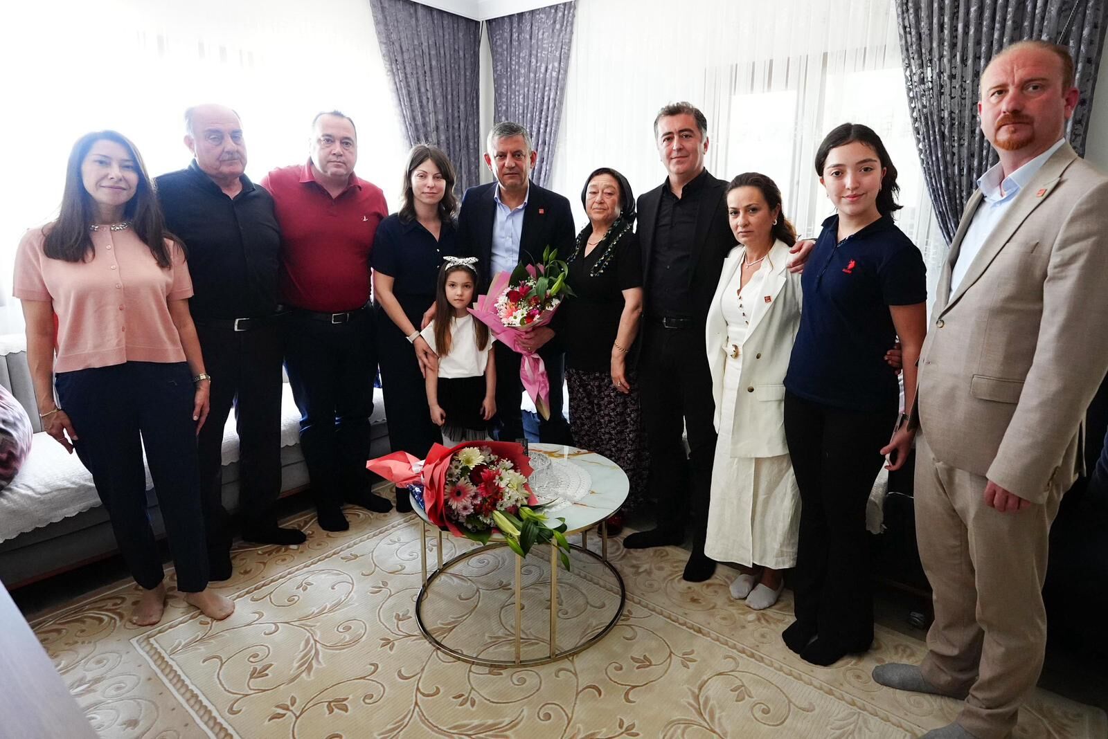 Manisa’da Anlamlı Anneler Günü Ziyaretleri (3)