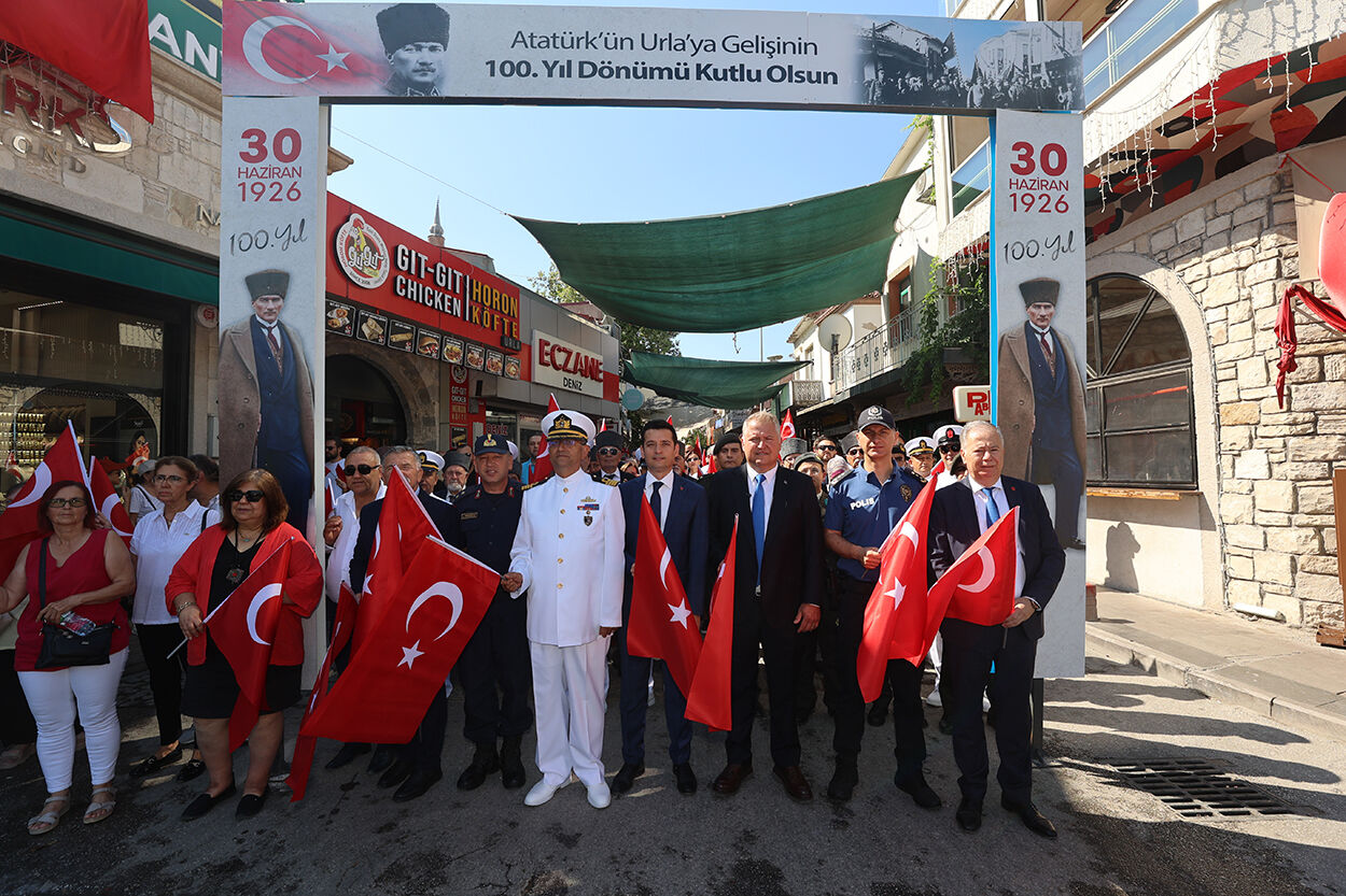 Atatürk'ün Urla'ya Gelişinin 100. Yılı Törenlerle Kutlandı (1)