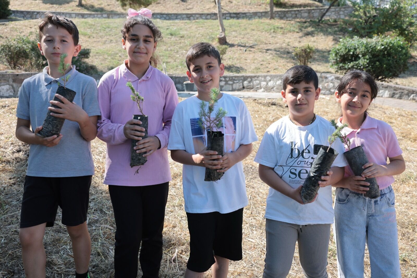 Başkan Mutlu, Konaklı Miniklerle Fidan Dikti (2)