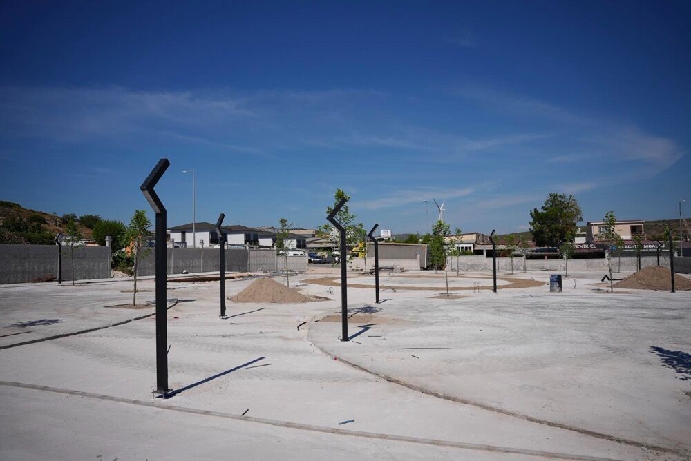 Çeşme Belediyesinden Park Ve Spor Alanlarında Kapsamlı Yenileme Photo 2026 06 16 17 14 48