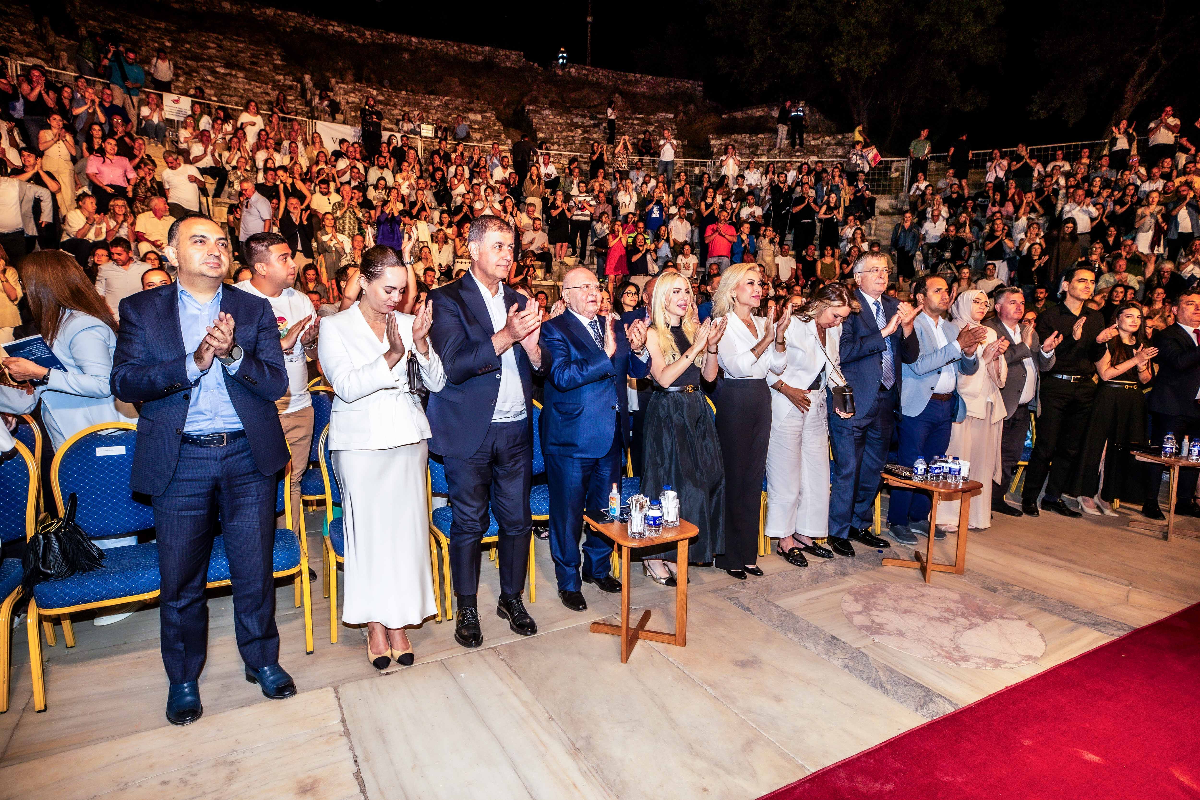 Metropolis’te Müzik Ve Kültürel Miras Yıldızların Altında Aynı Sahneyi Paylaştı 1