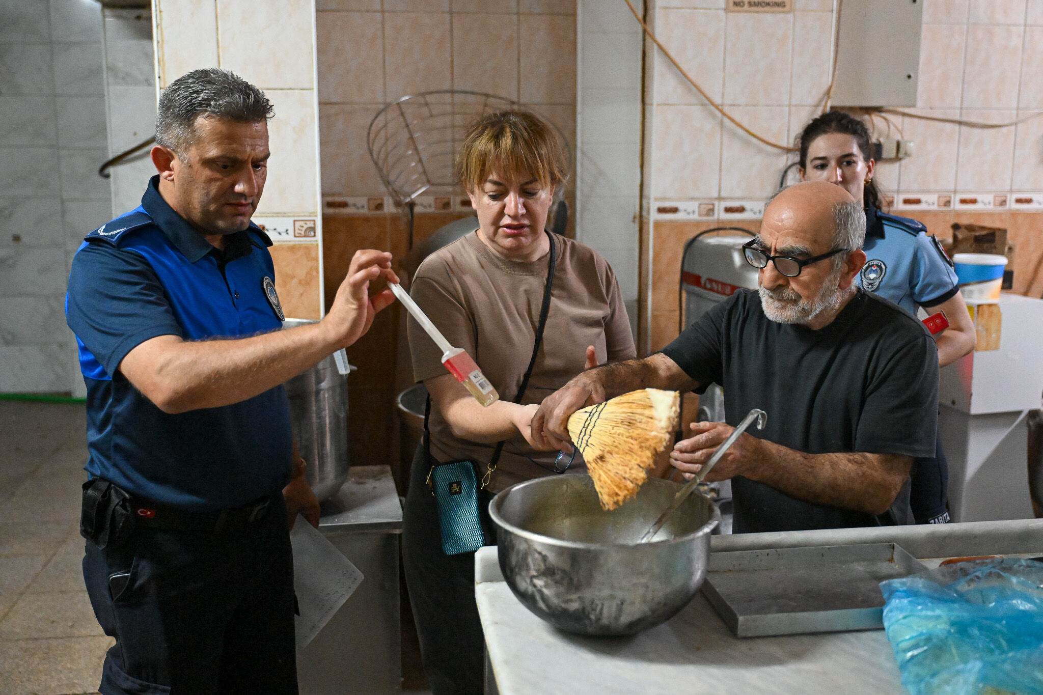 Y Z C 0946
