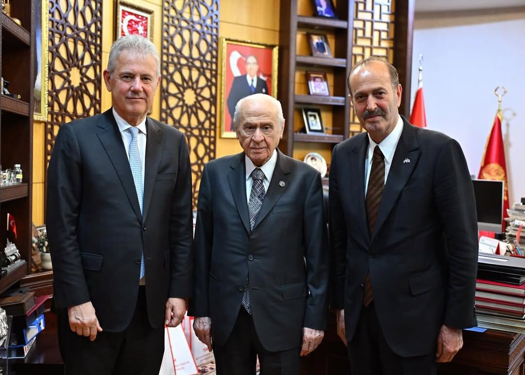 Yönetim Kurulu Başkanımız Mahmut Özgener Ve Meclis Başkanımız Selami Özpoyraz, Milliyetçi Hareke (1)