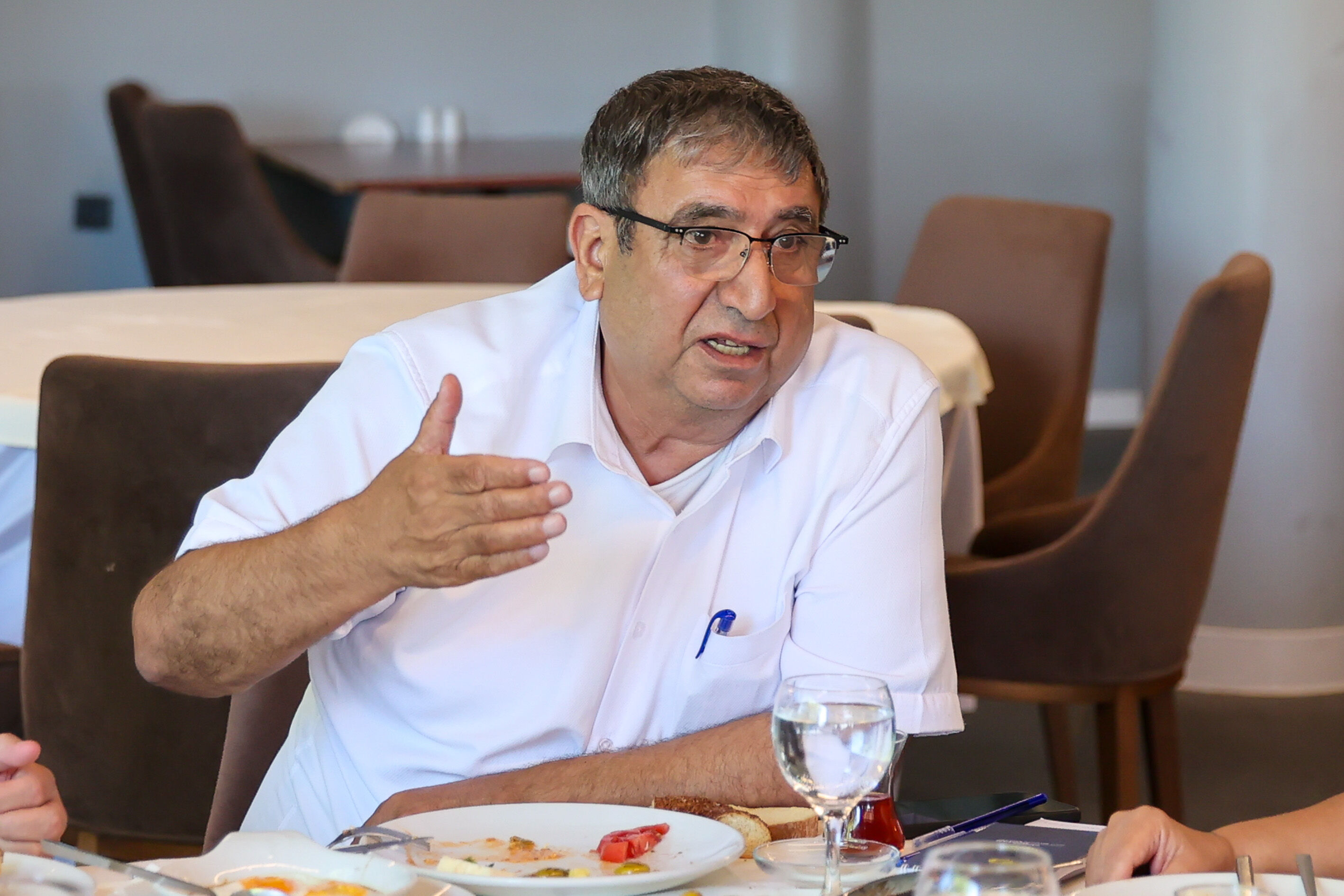 Buca Ilce Baskanlari (12)