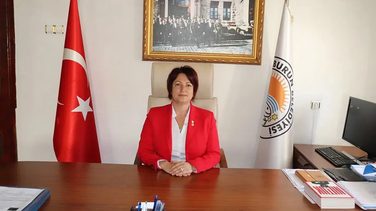Karaburun Belediye Baskani Secilen Ilkay Girgin Erdogan Kimdir