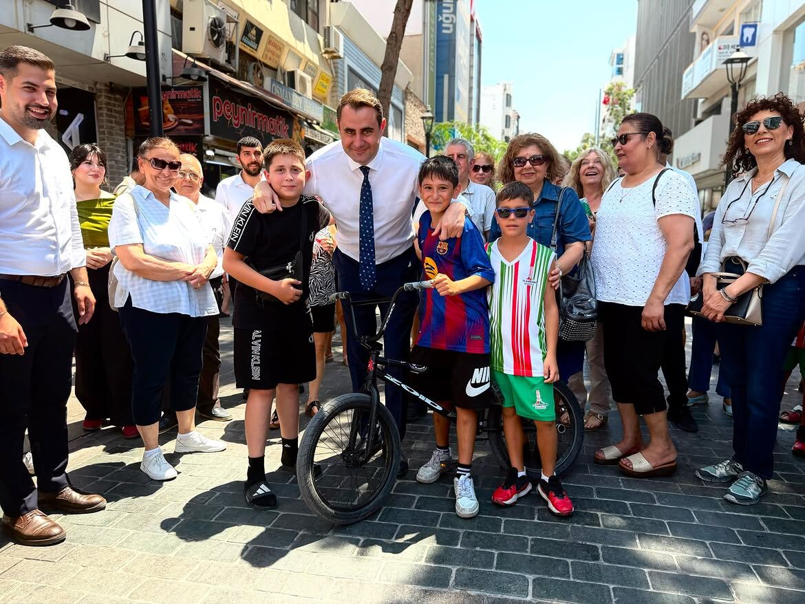 📍 Karşıyaka’dayızi̇l Yöneticilerimiz, Kadın Kollarımız, Gençlik Kollarımız, İlçe Başkanımız Leve (2)