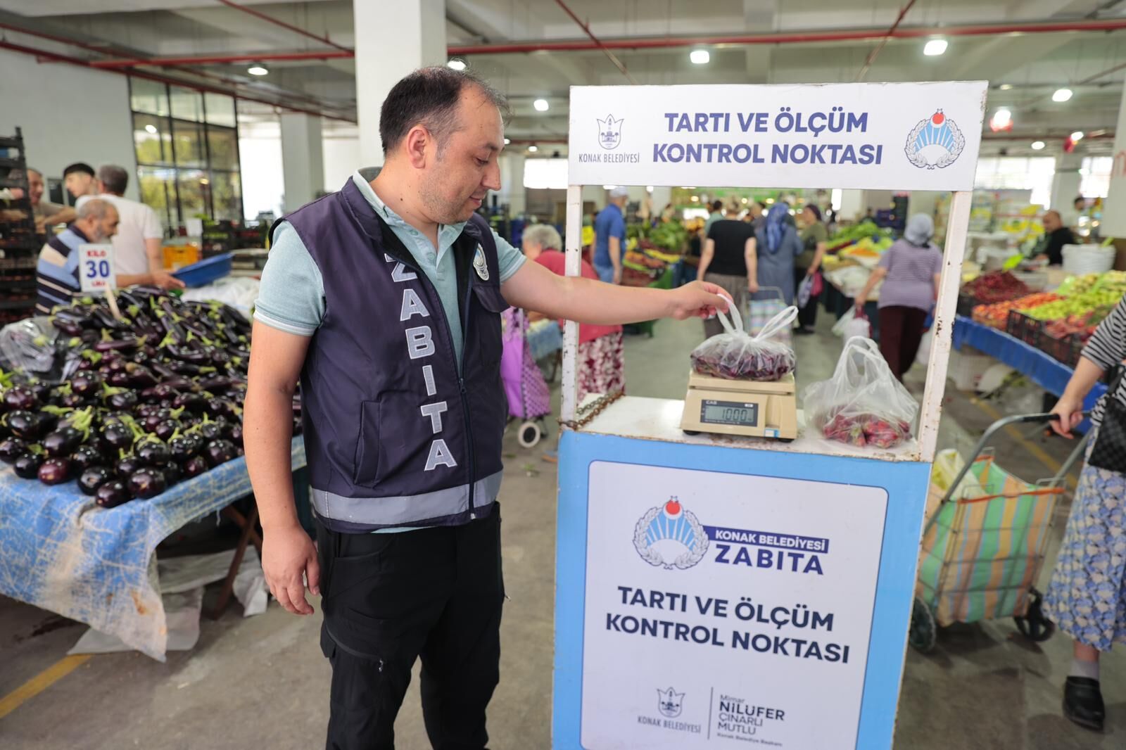 Konak’ın Pazar Yerlerinde Güvenli Alışveriş (6)